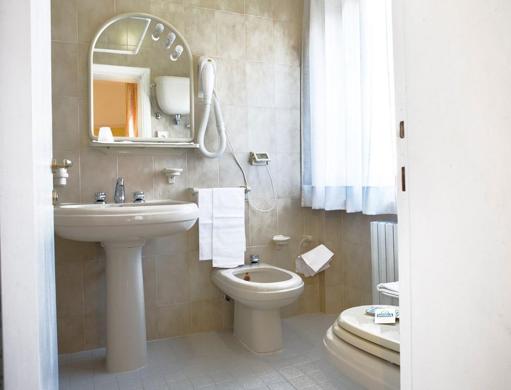 Hotel Vignola Assisi Eksteriør bilde