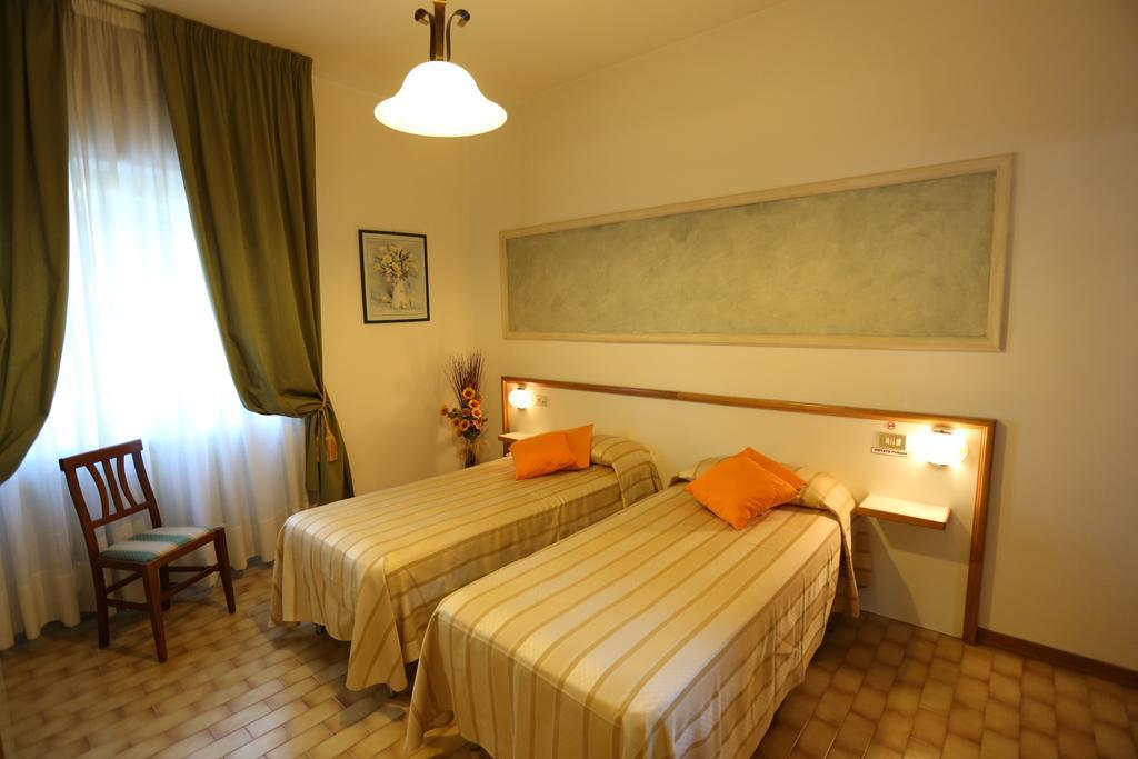 Hotel Vignola Assisi Eksteriør bilde