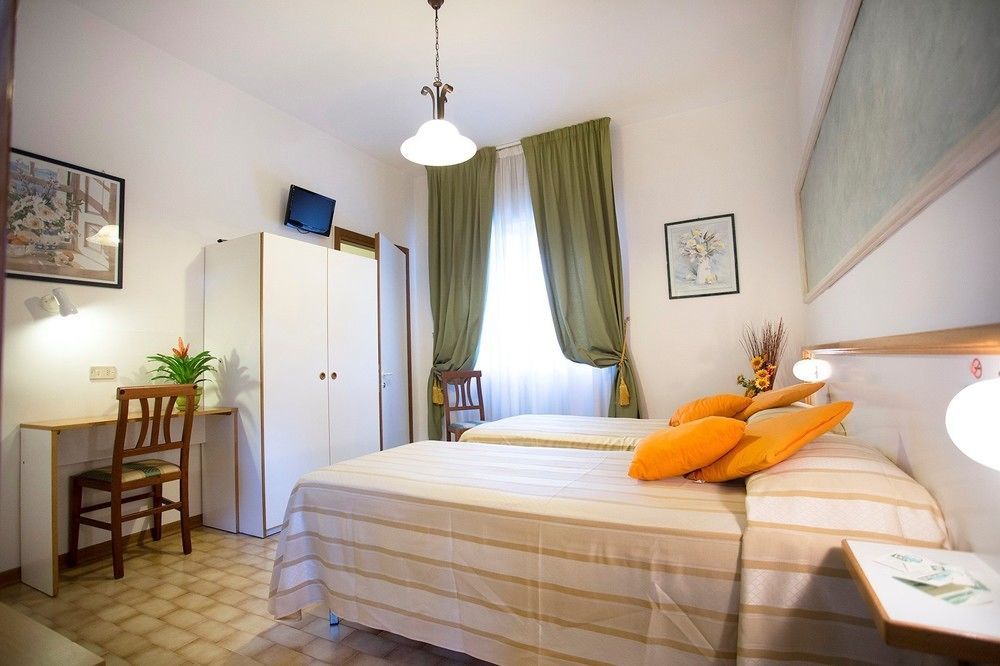 Hotel Vignola Assisi Eksteriør bilde