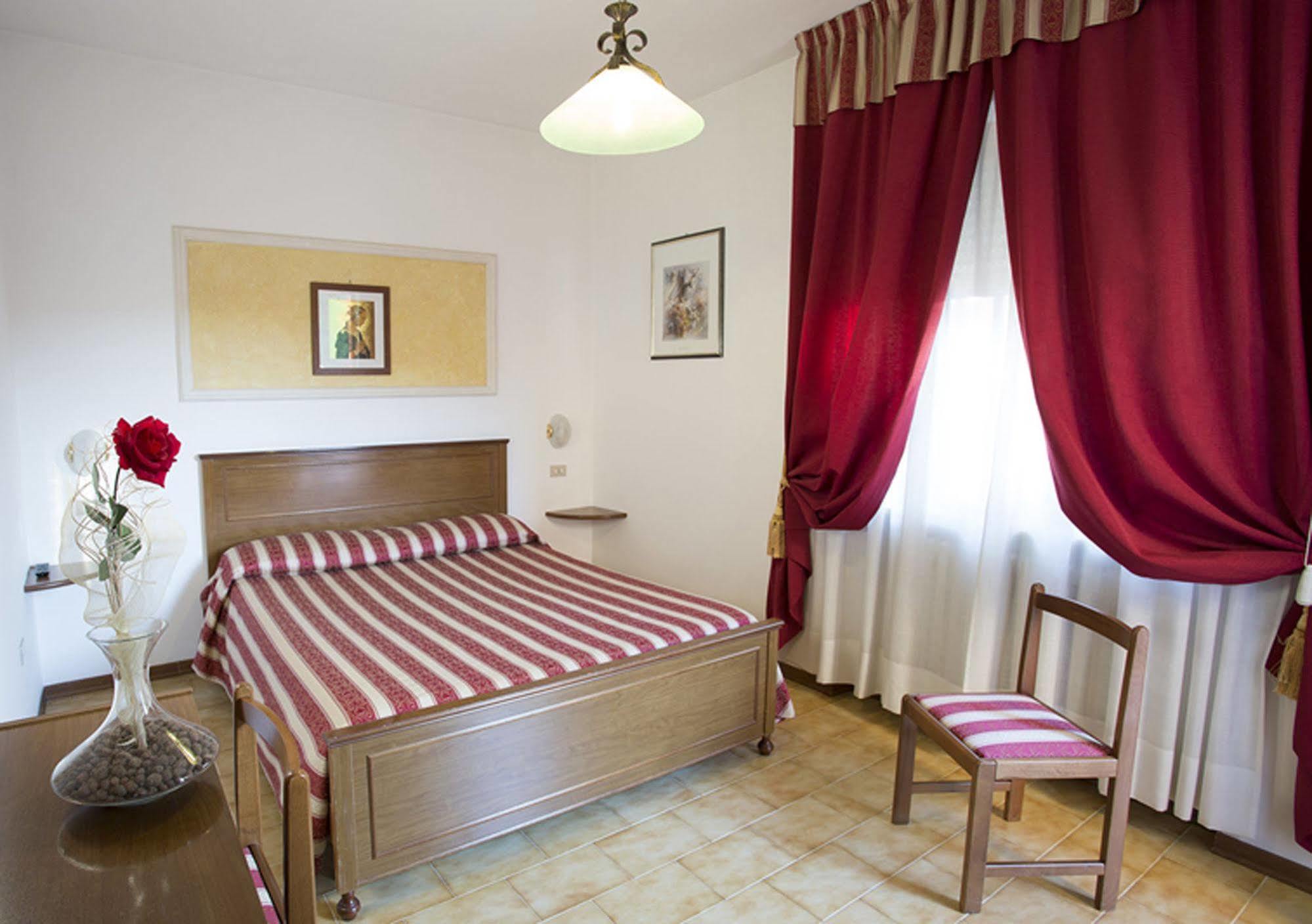 Hotel Vignola Assisi Eksteriør bilde