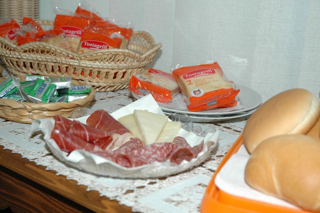 Hotel Vignola Assisi Eksteriør bilde
