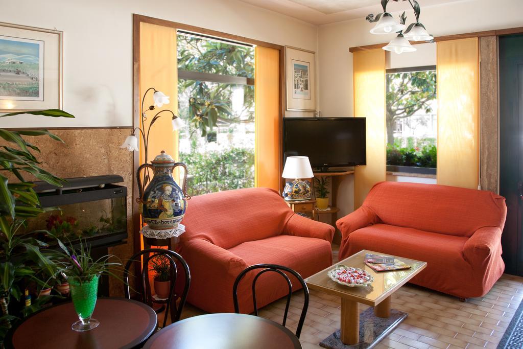 Hotel Vignola Assisi Eksteriør bilde